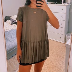 Super cute boutique shirt size M!